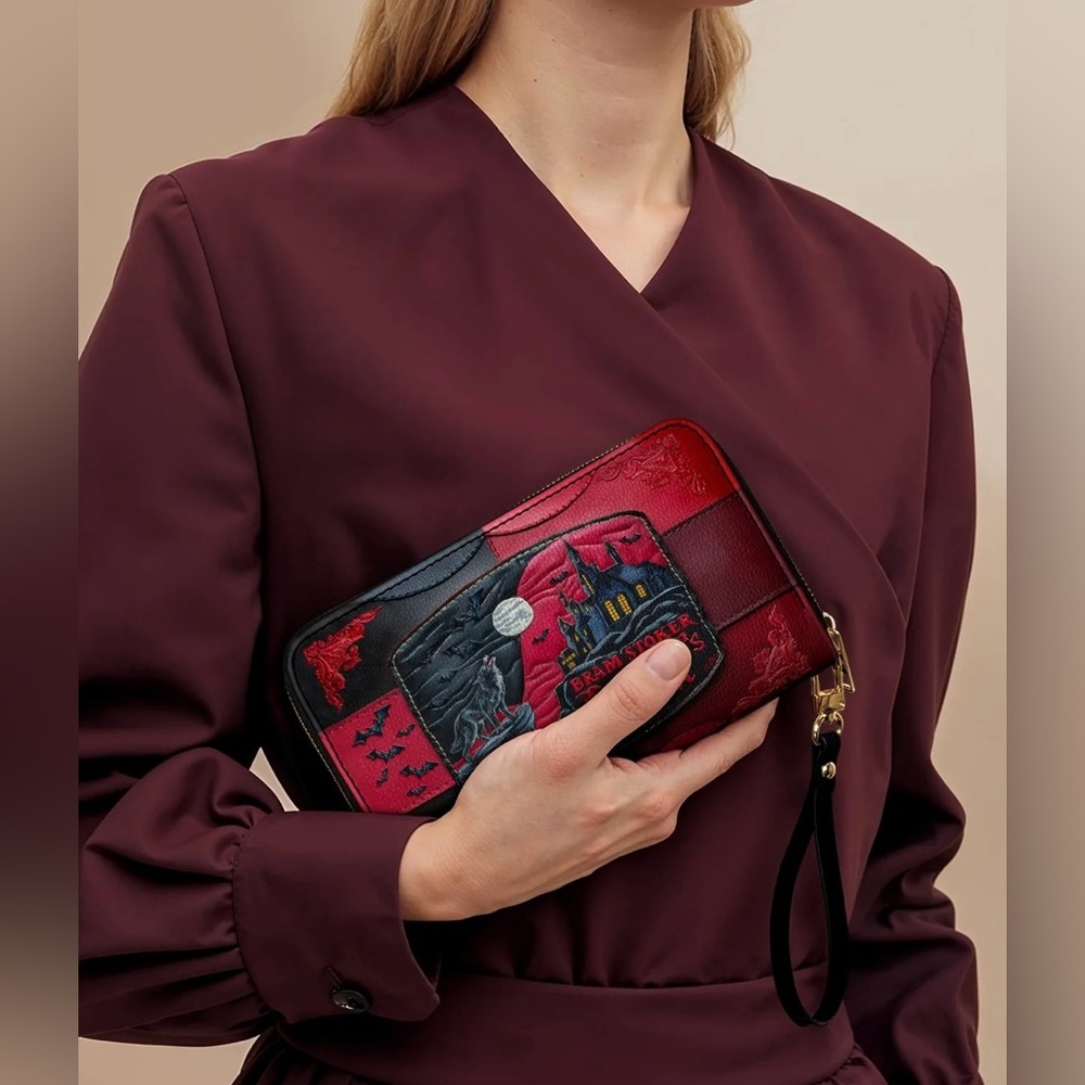 Lettoria Dracula Wallet Wristlet Halloween - Picture 9 of 9